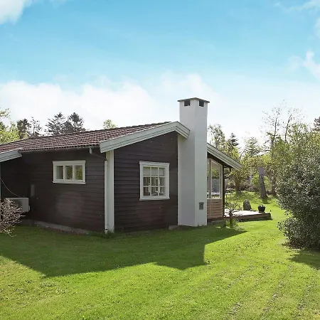 Two-bedroom Holiday In 5 펜션